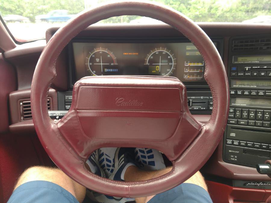 Used 1990 Cadillac Allante FWD image 13