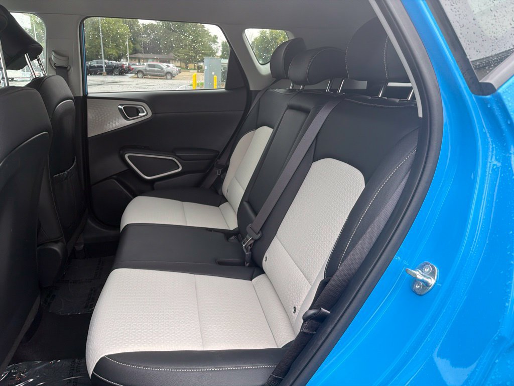 Used 2024 Kia Soul GT-Line FWD image 14