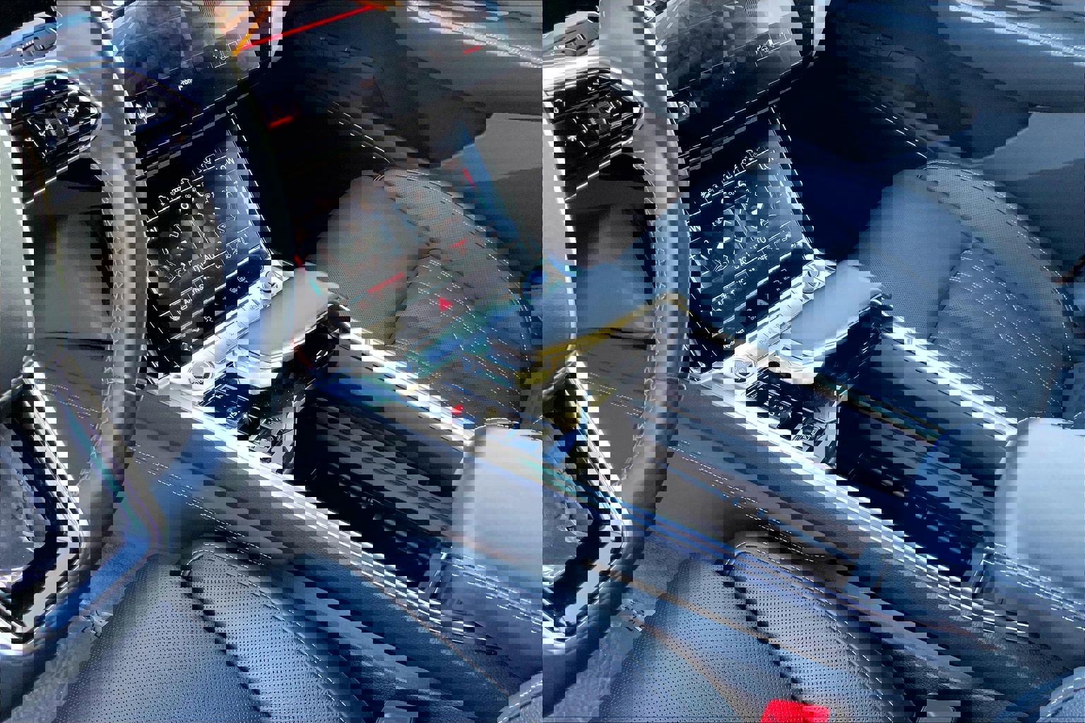 Used 2024 Audi Q8 e-tron Prestige image 16