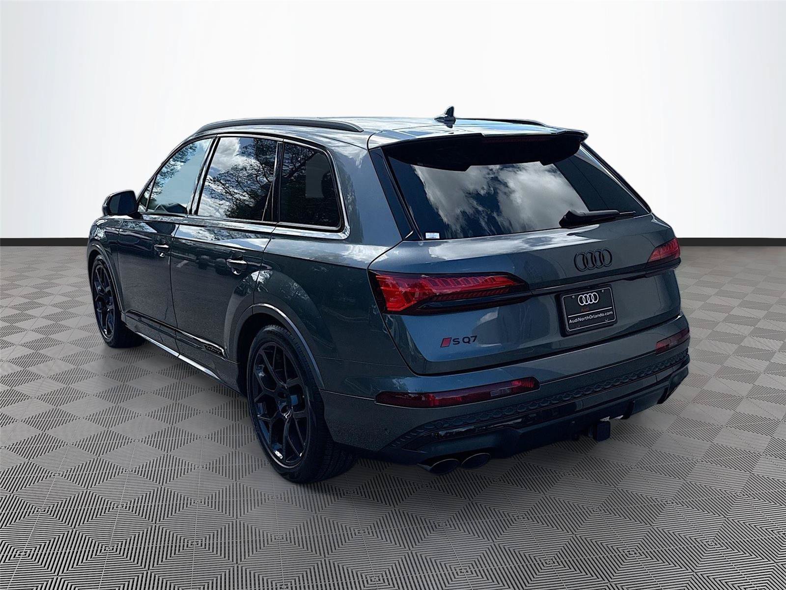 New 2026 Audi SQ7 Premium Plus AWD/4WD image 5
