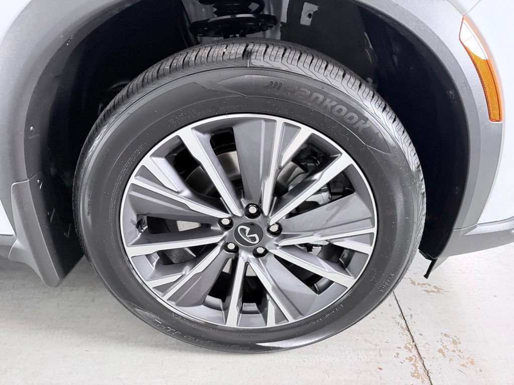 New 2027 INFINITI QX60 Luxe FWD image 4