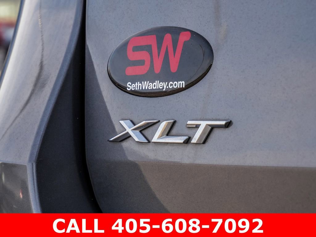 Used 2024 Ford Explorer XLT w/ Equipment Group 202A RWD image 11