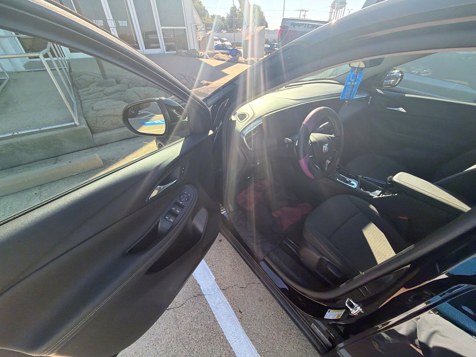 Used 2024 Buick Encore GX Preferred FWD image 6