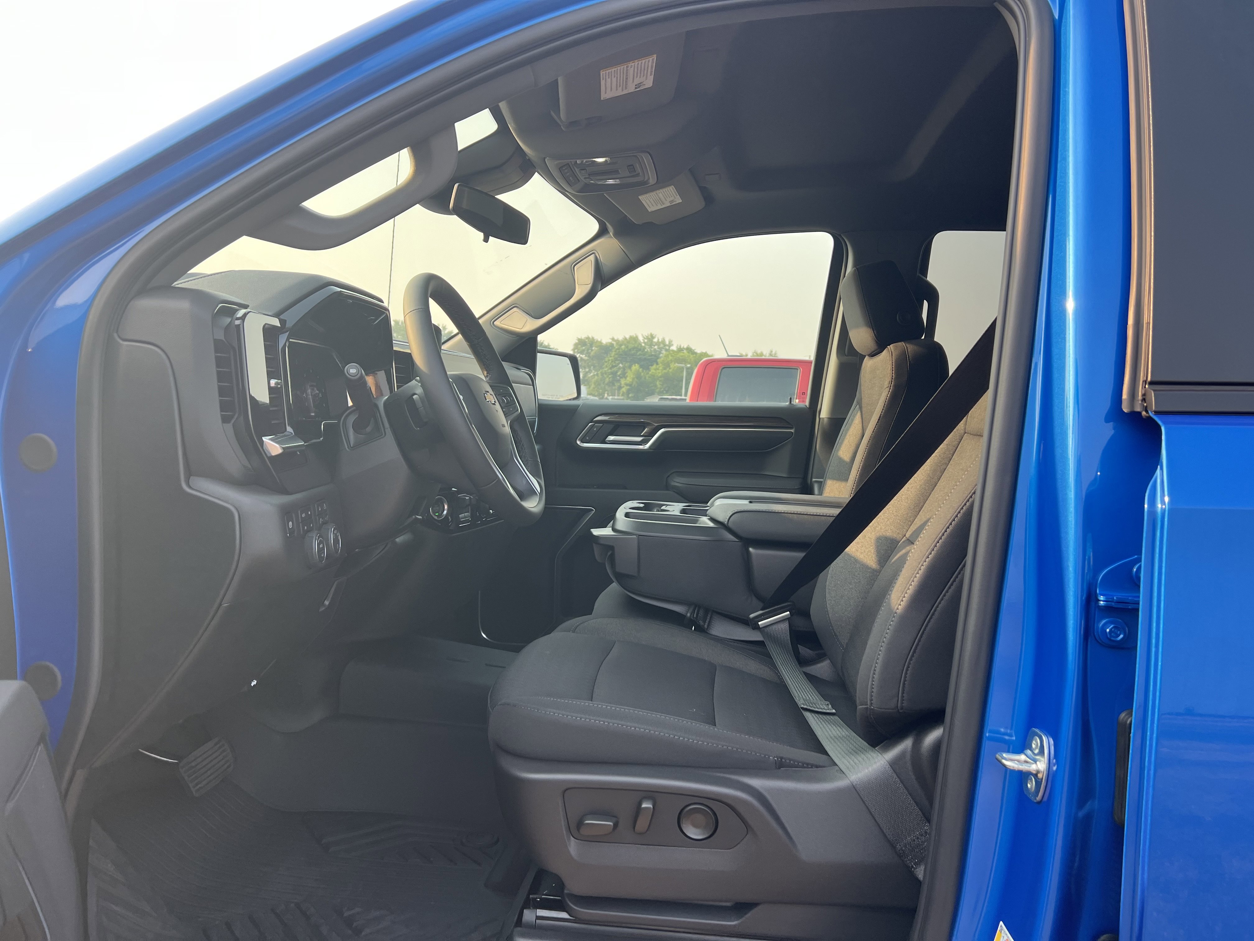 New 2026 Chevrolet Silverado 1500 LT w/ All Star Edition Plus image 4