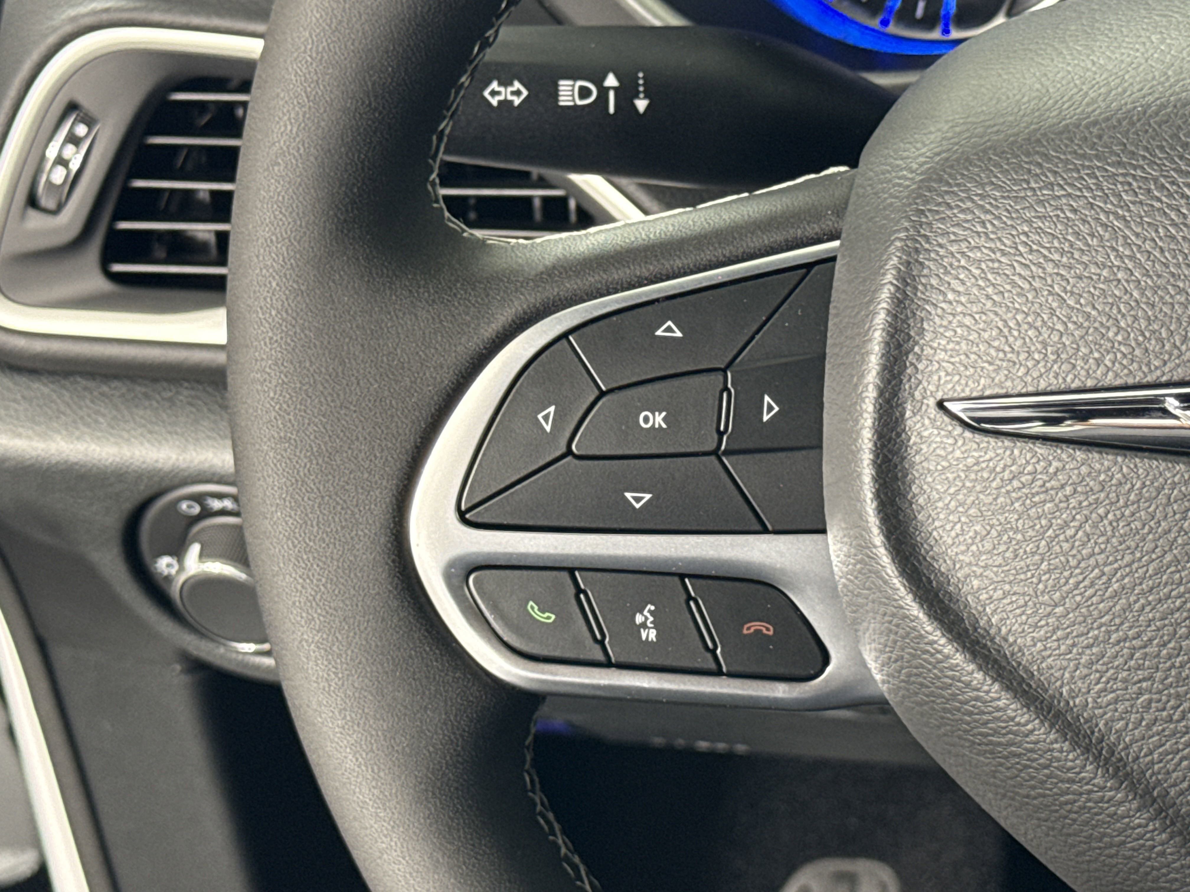 New 2026 Chrysler Voyager LX image 14