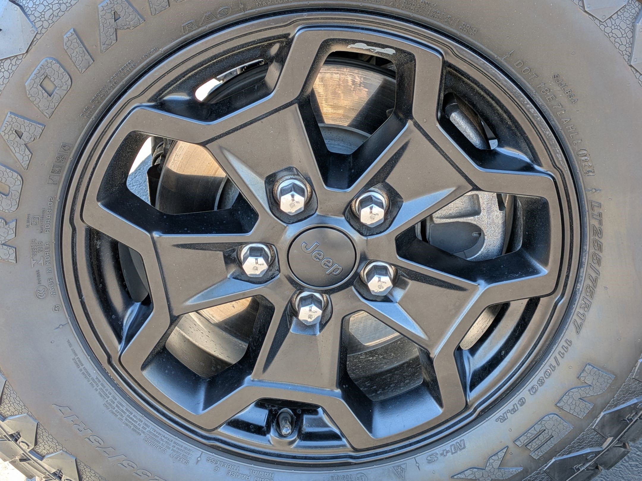 Used 2021 Jeep Gladiator Sport image 13