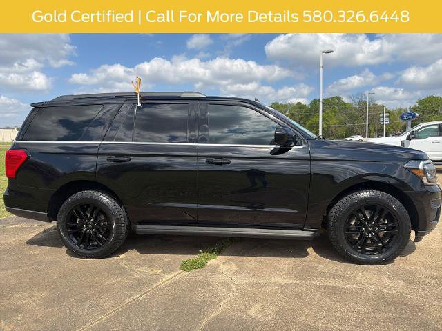 Certified 2024 Ford Expedition XLT image 4