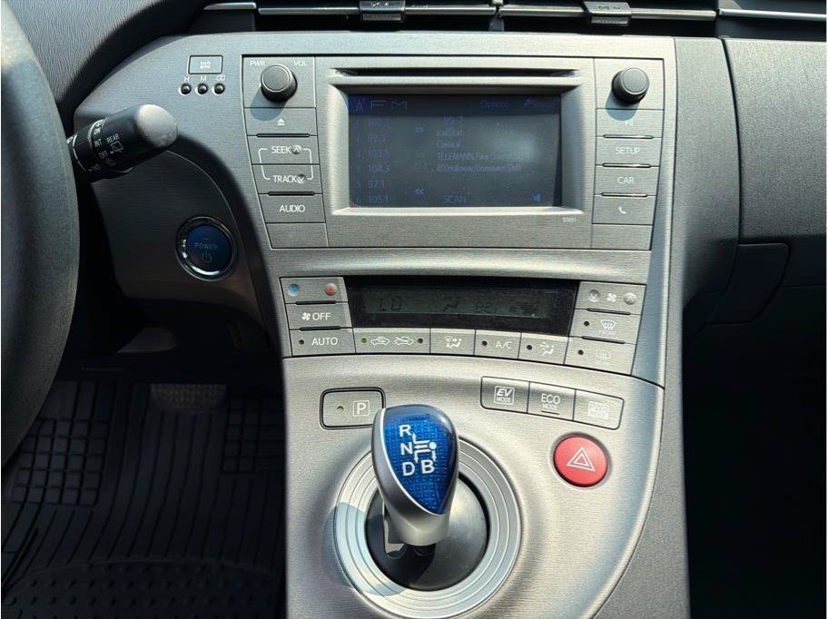 Used 2012 Toyota Prius Two FWD image 16