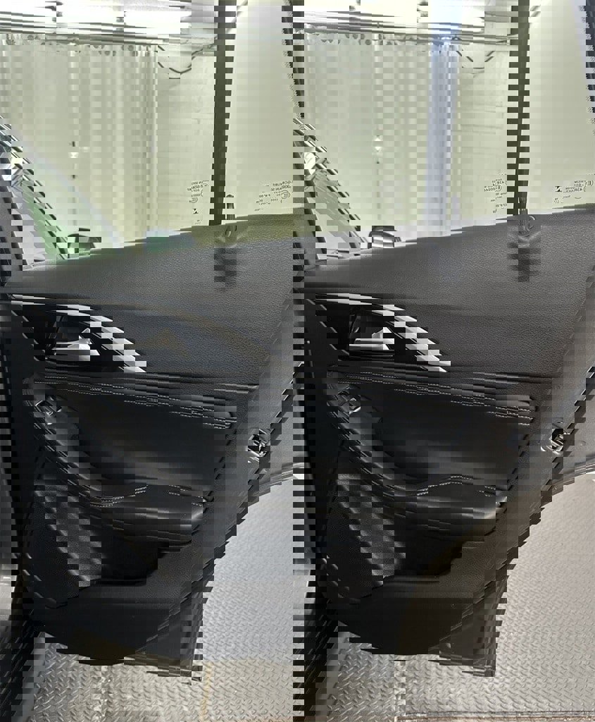 Used 2017 INFINITI QX30 Premium w/ Navigation Package image 31