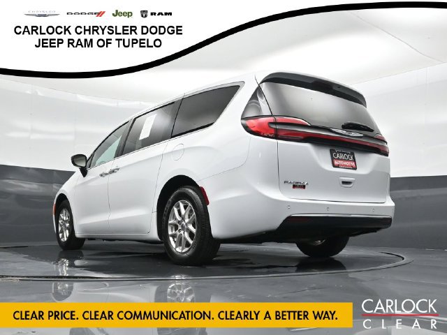 Used 2025 Chrysler Pacifica Select FWD image 61