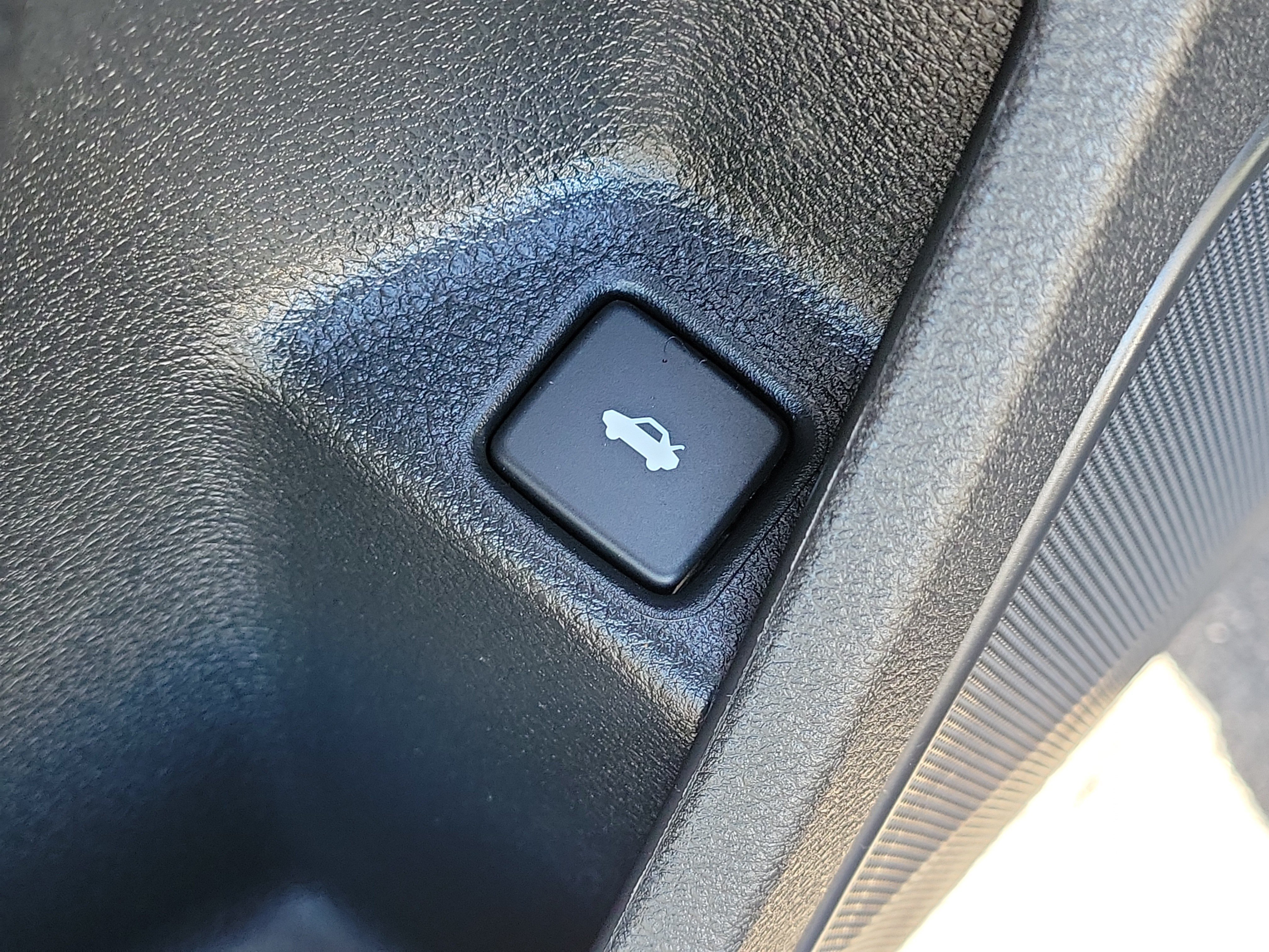 Used 2019 Honda Civic EX-L image 17