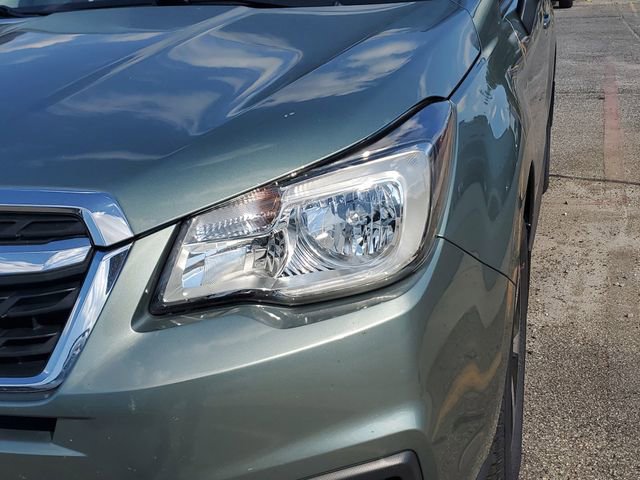Used 2017 Subaru Forester 2.5i Premium w/ Protection Package #1 AWD/4WD image 4