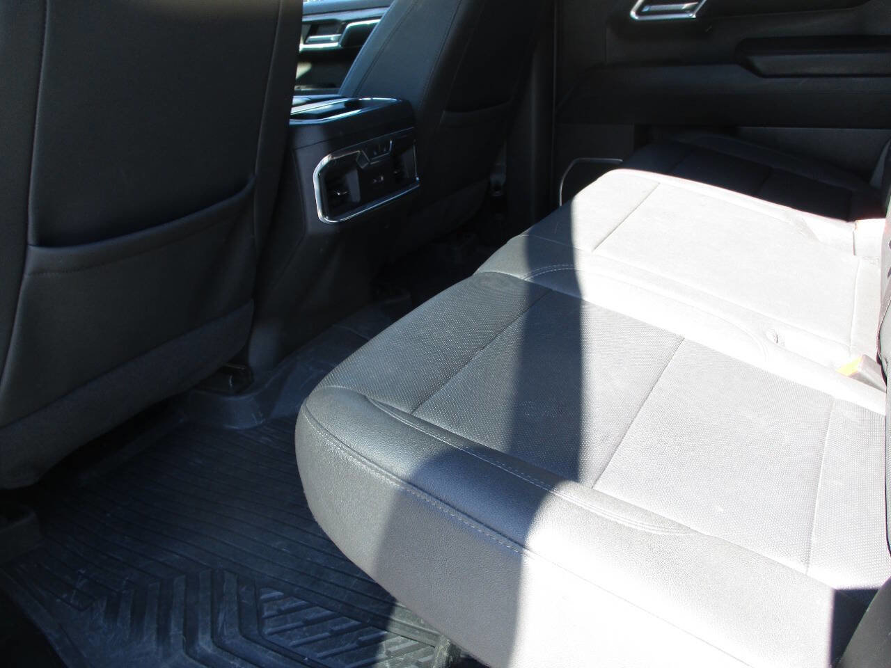 Used 2023 Chevrolet Silverado 1500 LTZ image 17