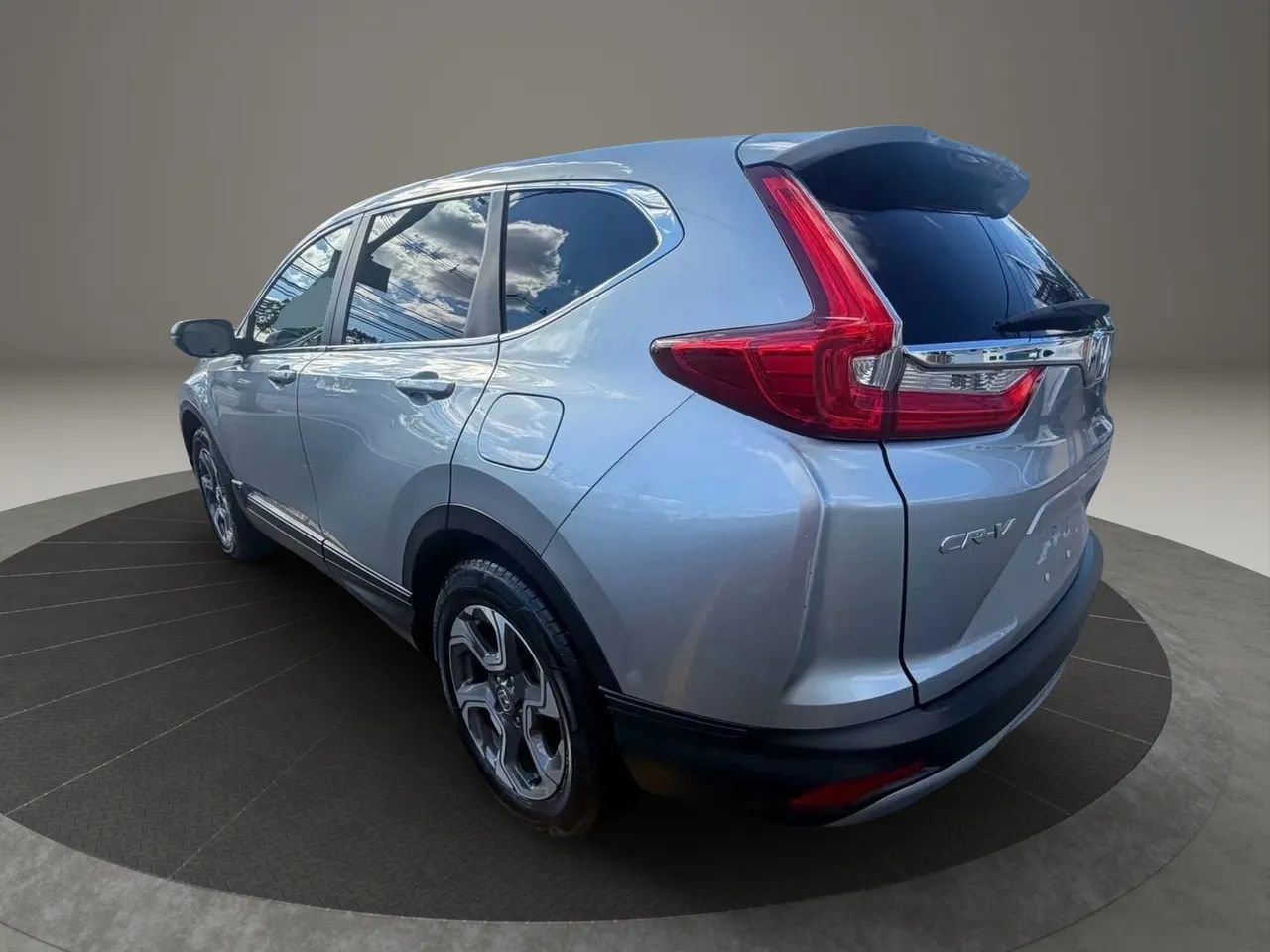 Used 2018 Honda CR-V EX image 7