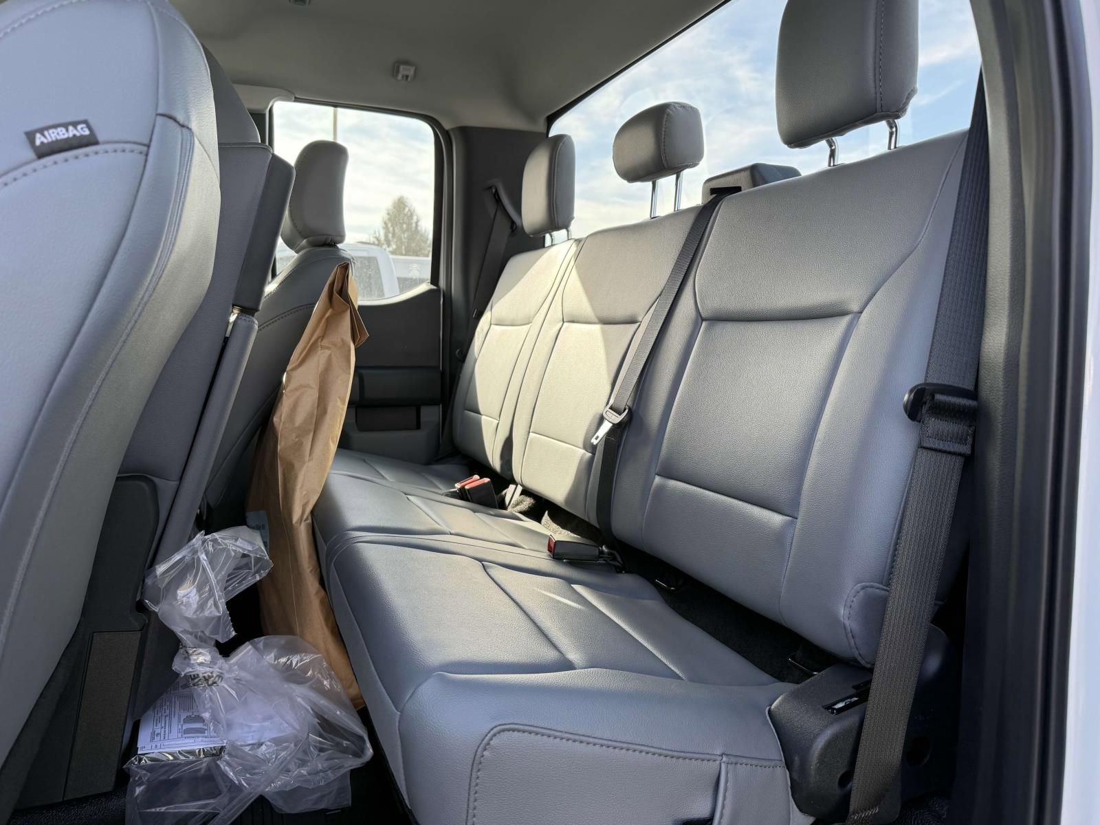 New 2025 Ford F550 4x4 SuperCab Super Duty image 10