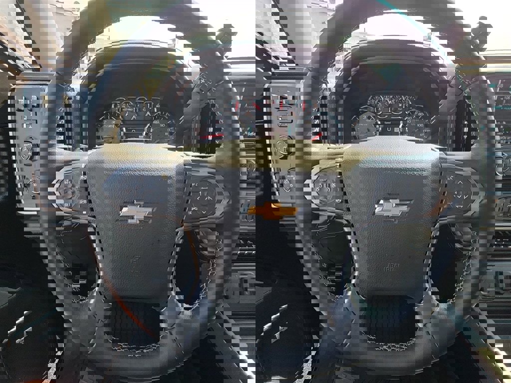 Used 2017 Chevrolet Silverado 1500 LTZ Z71 w/ LTZ Plus Package image 11