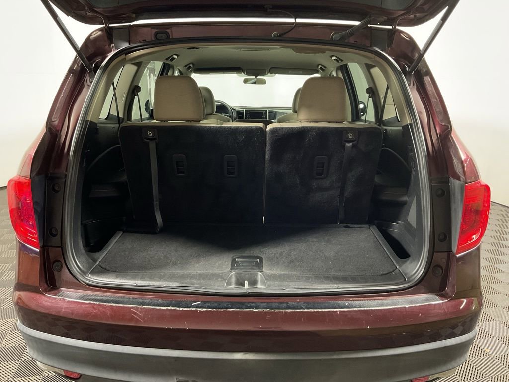 Used 2016 Honda Pilot LX image 14
