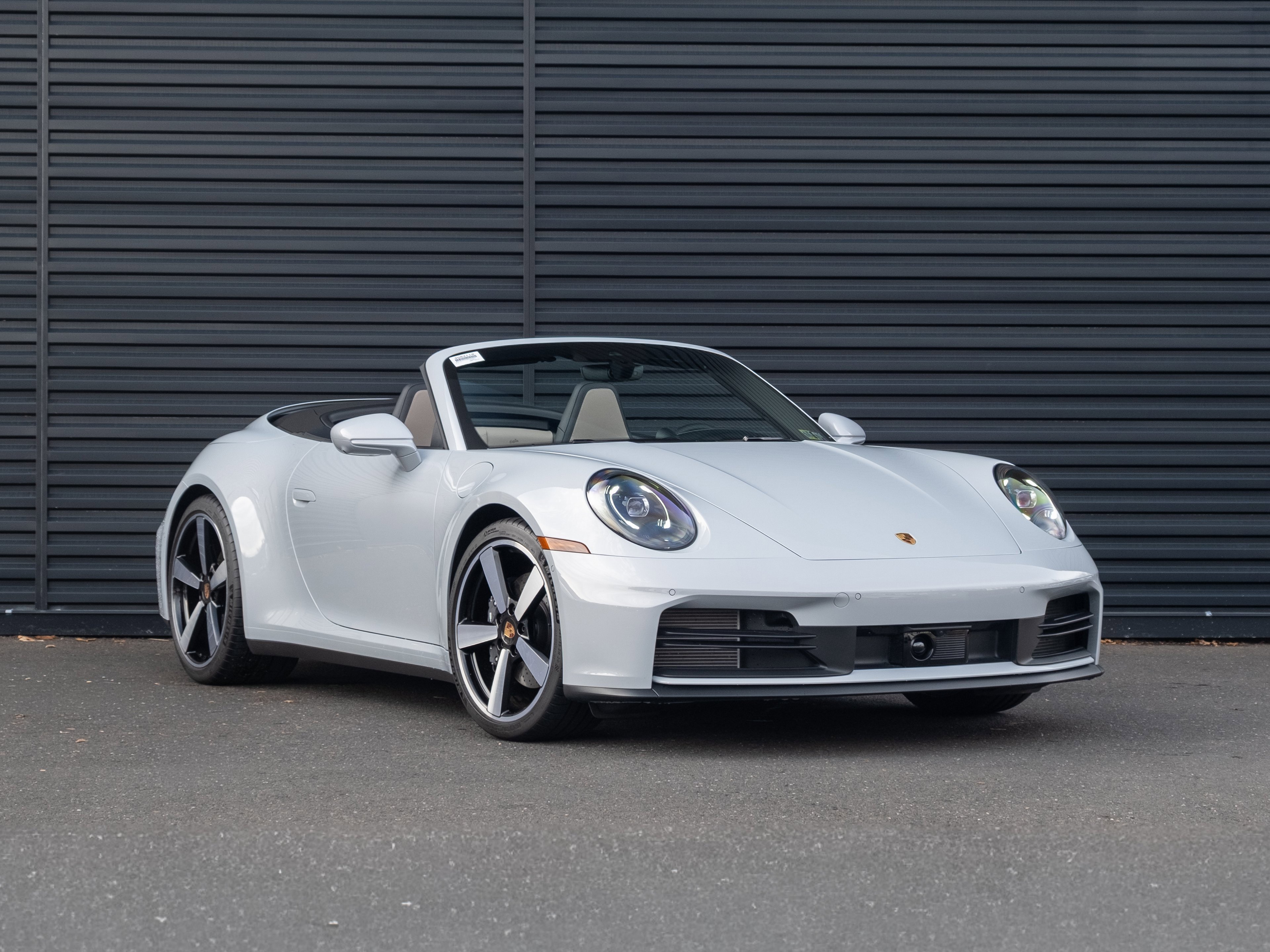 Certified 2025 Porsche 911 Carrera image 10