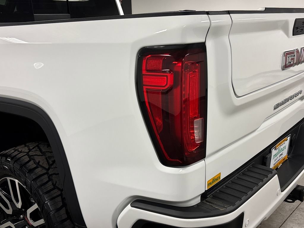 Used 2021 GMC Sierra 1500 AT4 w/ AT4 Premium Package image 15
