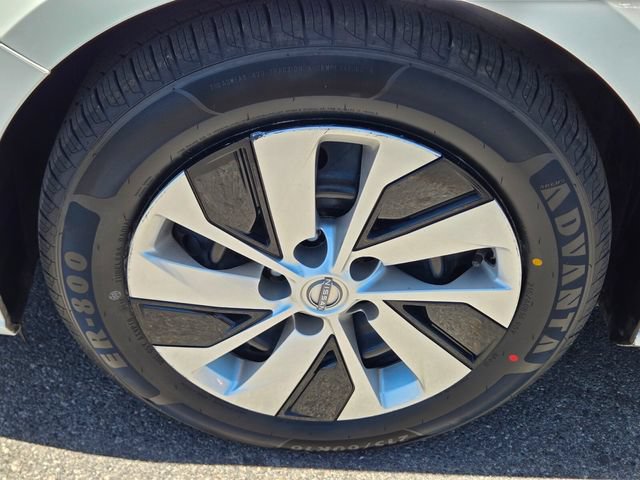 Used 2024 Nissan Altima 2.5 S FWD image 12