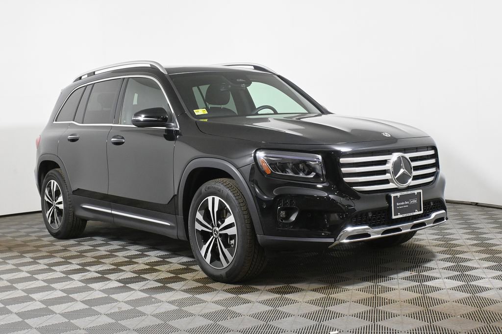 Certified 2026 Mercedes-Benz GLB 250 4MATIC image 9