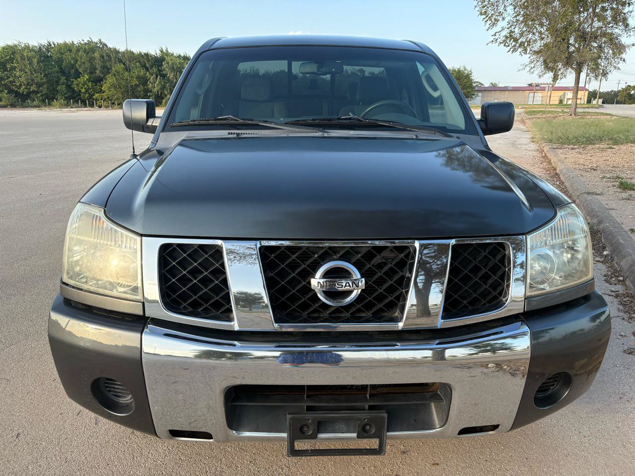 Used 2006 Nissan Titan SE RWD image 46