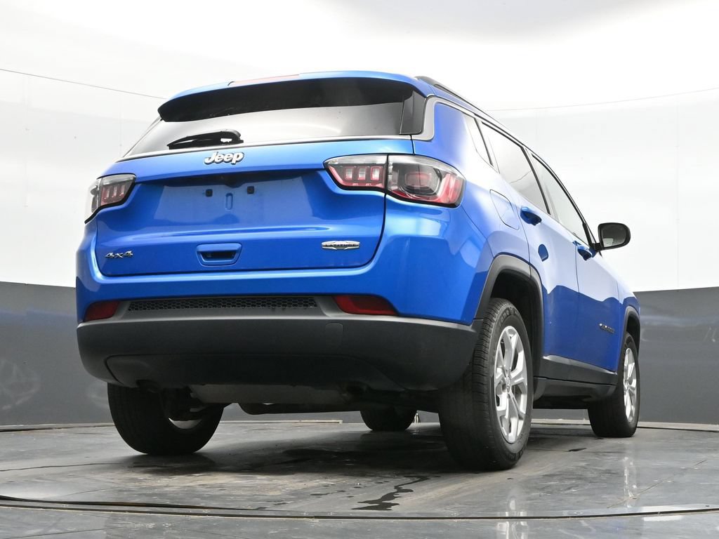 Used 2024 Jeep Compass Latitude AWD/4WD image 38