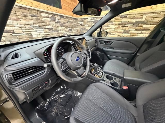 Used 2025 Subaru Forester Premium w/ Convenience Package #1 AWD/4WD image 9