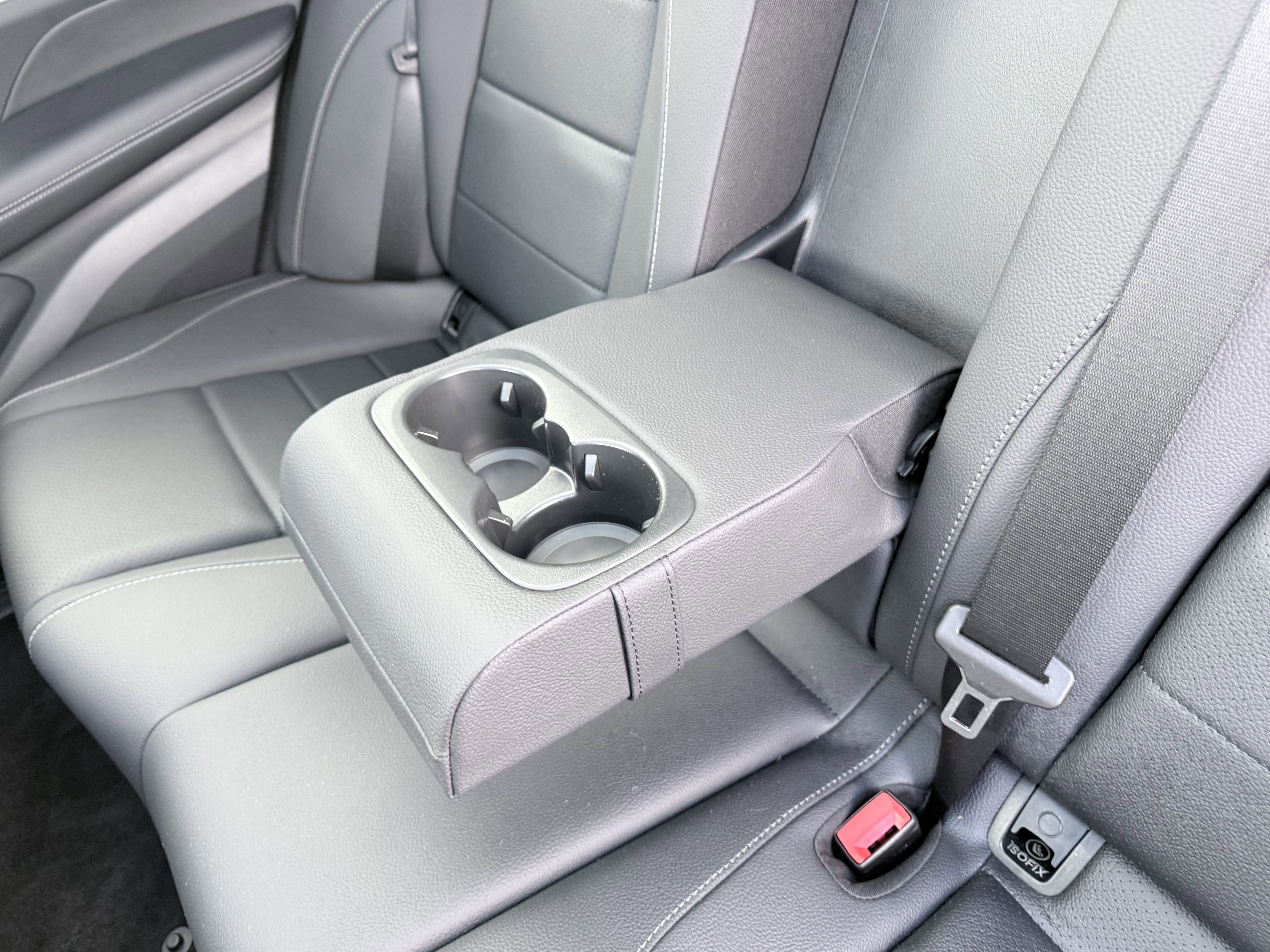 Used 2025 Mercedes-Benz GLE 450e 4MATIC w/ AMG Line Exterior image 21