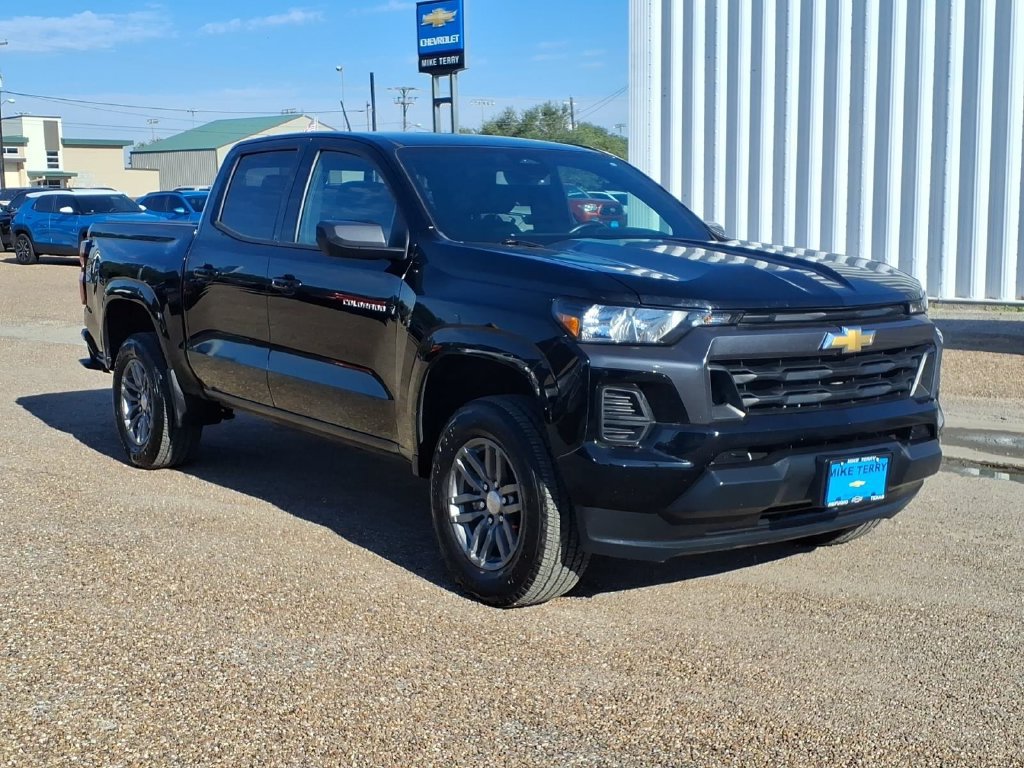 Certified 2025 Chevrolet Colorado LT w/ Advanced Trailering Package RWD image 5