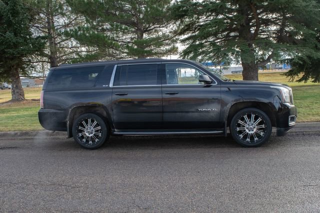 Used 2019 GMC Yukon XL SLE image 7