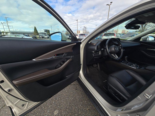 Used 2022 MAZDA CX-30 AWD 2.5 S w/ Premium Package image 23