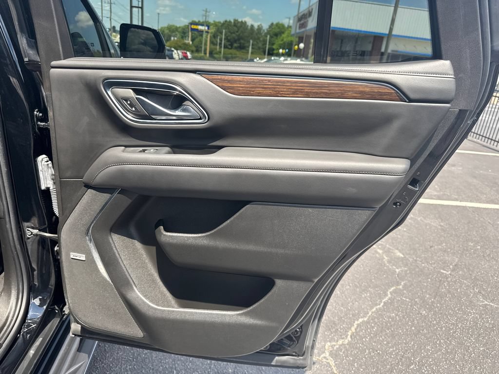 Used 2023 Chevrolet Tahoe High Country w/ Max Trailering Package AWD/4WD image 17