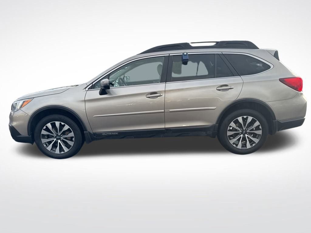 Used 2015 Subaru Outback 3.6R Limited image 4