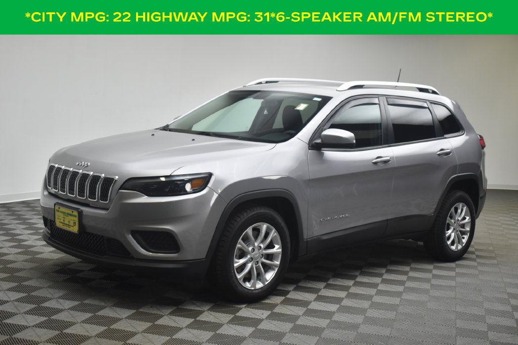 Used 2020 Jeep Cherokee Latitude FWD image 2