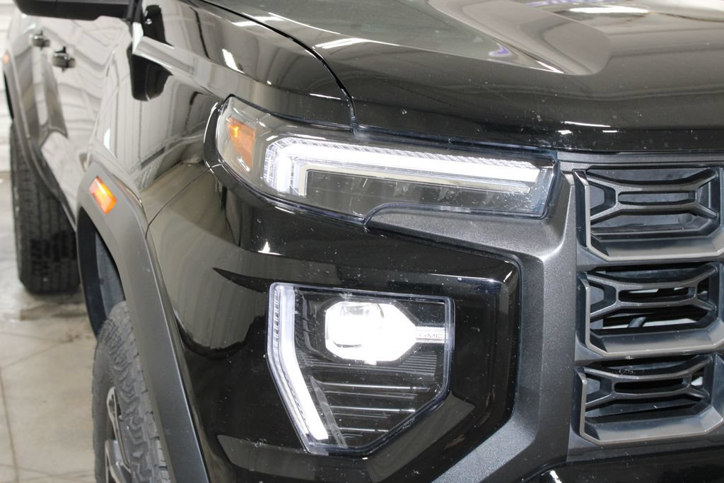 Used 2024 GMC Canyon AT4 AWD/4WD image 11