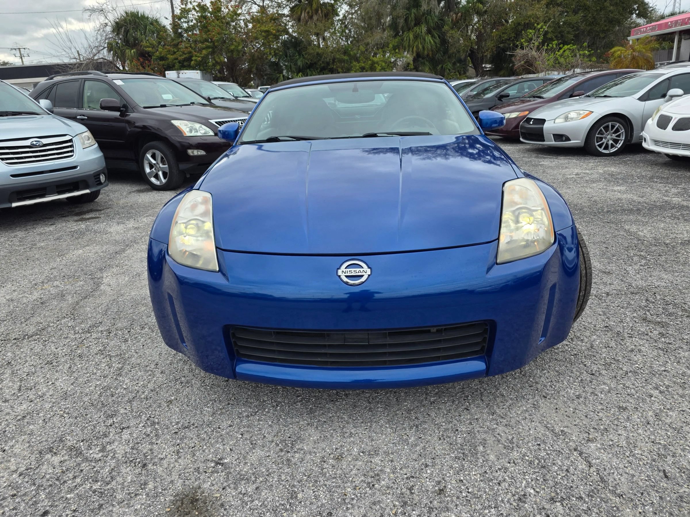 Used 2004 Nissan 350Z Touring RWD image 2
