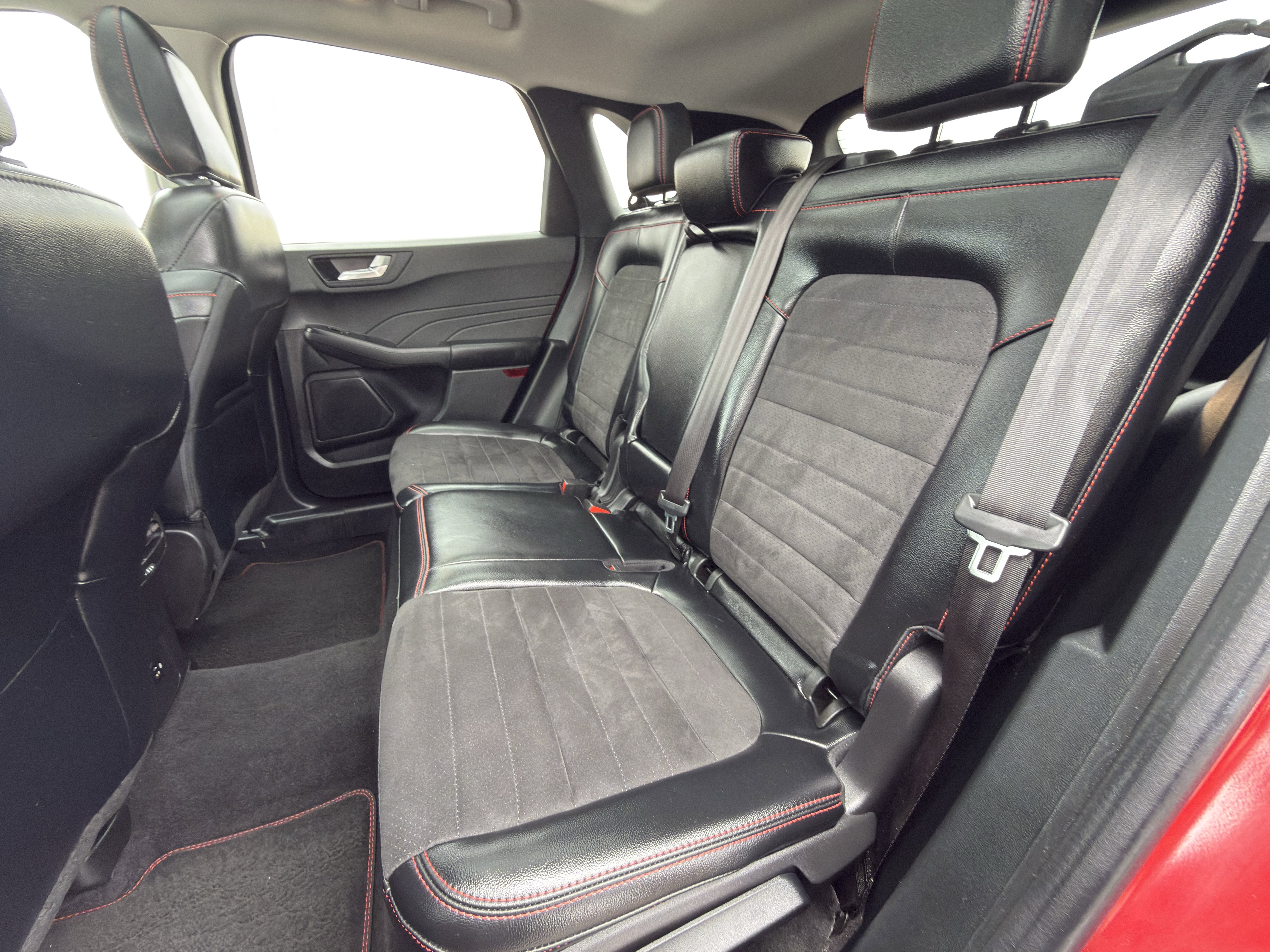 Used 2022 Ford Escape SEL w/ SEL Stealth AWD Package image 14