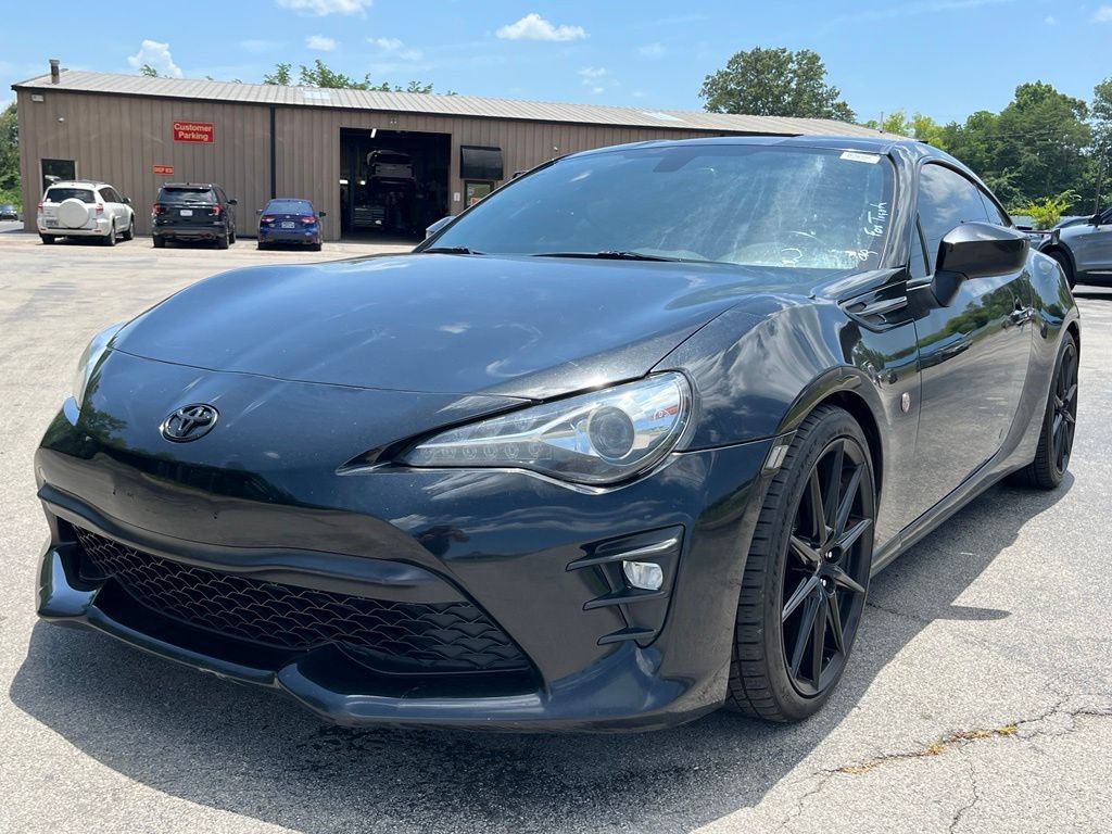 Used 2019 Toyota 86 RWD image 4