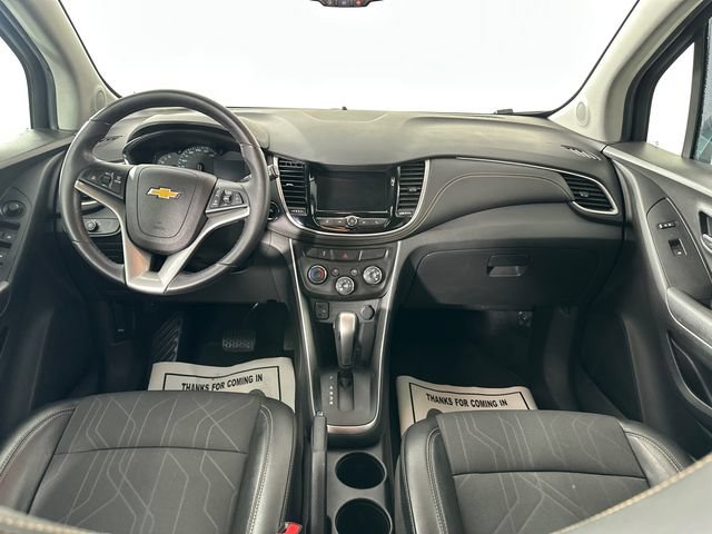 Used 2019 Chevrolet Trax LT w/ LT Convenience Package AWD/4WD image 16