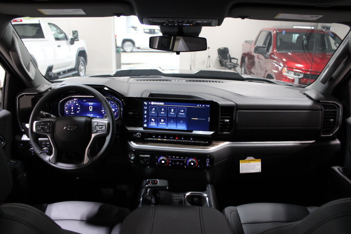 New 2026 Chevrolet Silverado 1500 LT Trail Boss w/ LT Trail Boss Premium Package AWD/4WD image 3