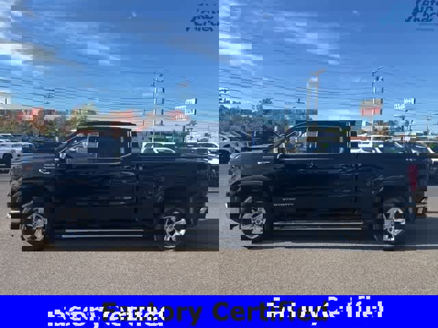 Certified 2022 GMC Sierra 1500 SLE w/ Preferred Package image 4