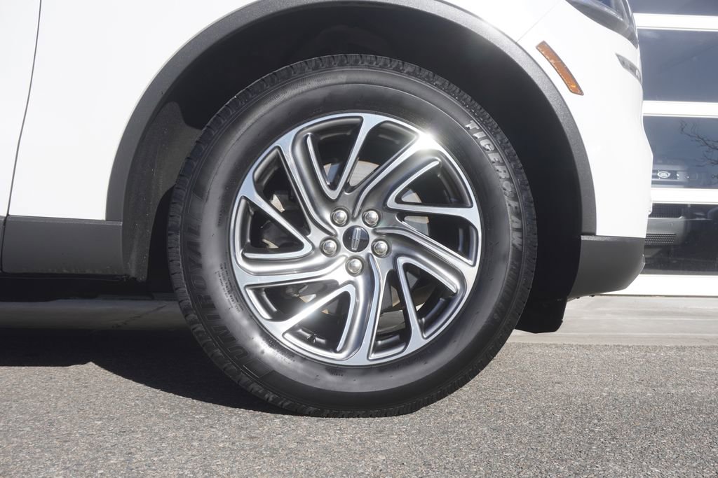 Used 2020 Lincoln Aviator AWD image 35