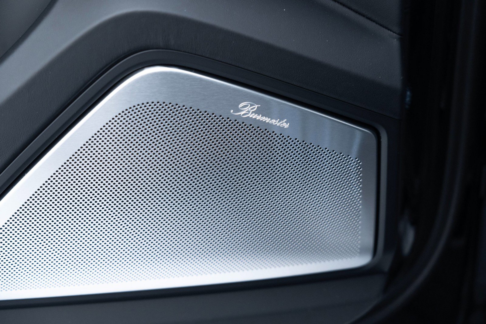 New 2026 Porsche Cayenne Turbo GT image 24