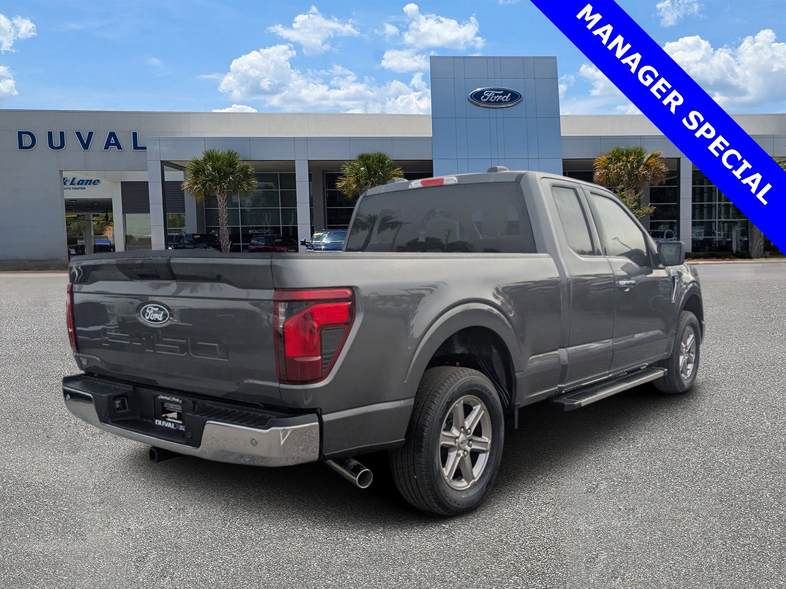 New 2025 Ford F150 XLT w/ Equipment Group 301A Standard image 3