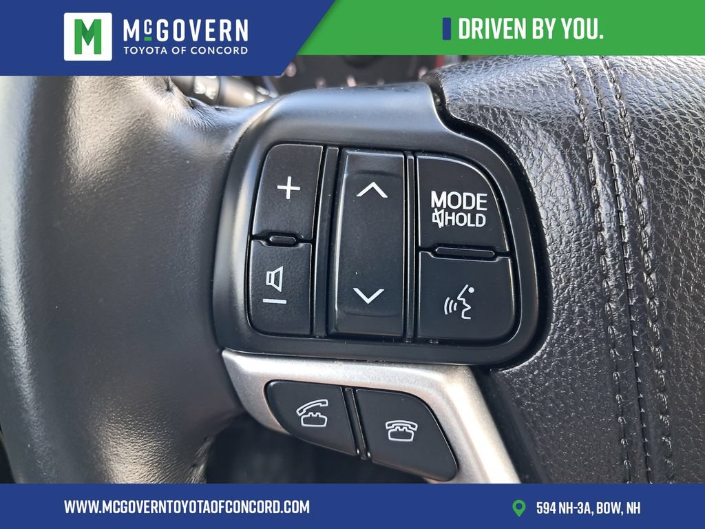 Used 2016 Toyota Highlander Limited AWD/4WD image 23