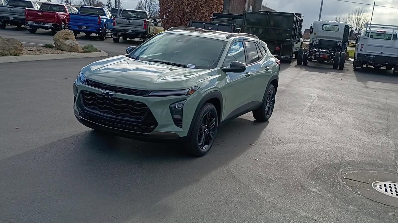 New 2026 Chevrolet Trax ACTIV w/ Sunroof Package