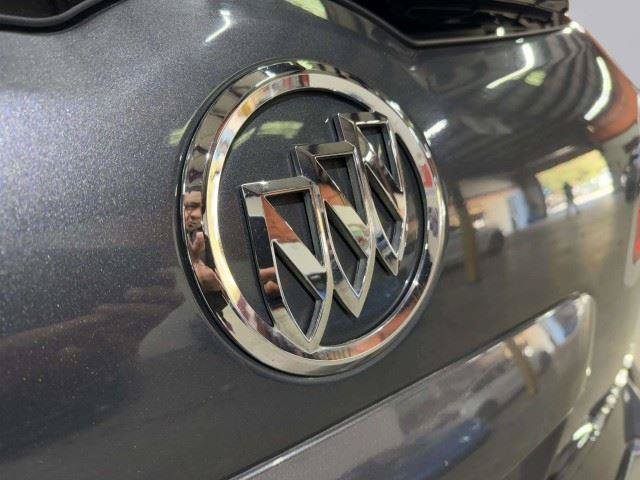 Used 2011 Buick Enclave CX FWD image 19
