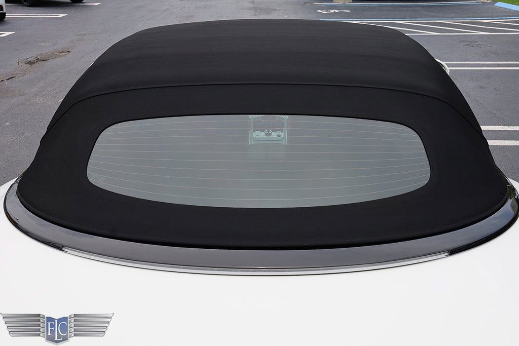 Used 2022 Bentley Continental GT V8 image 13