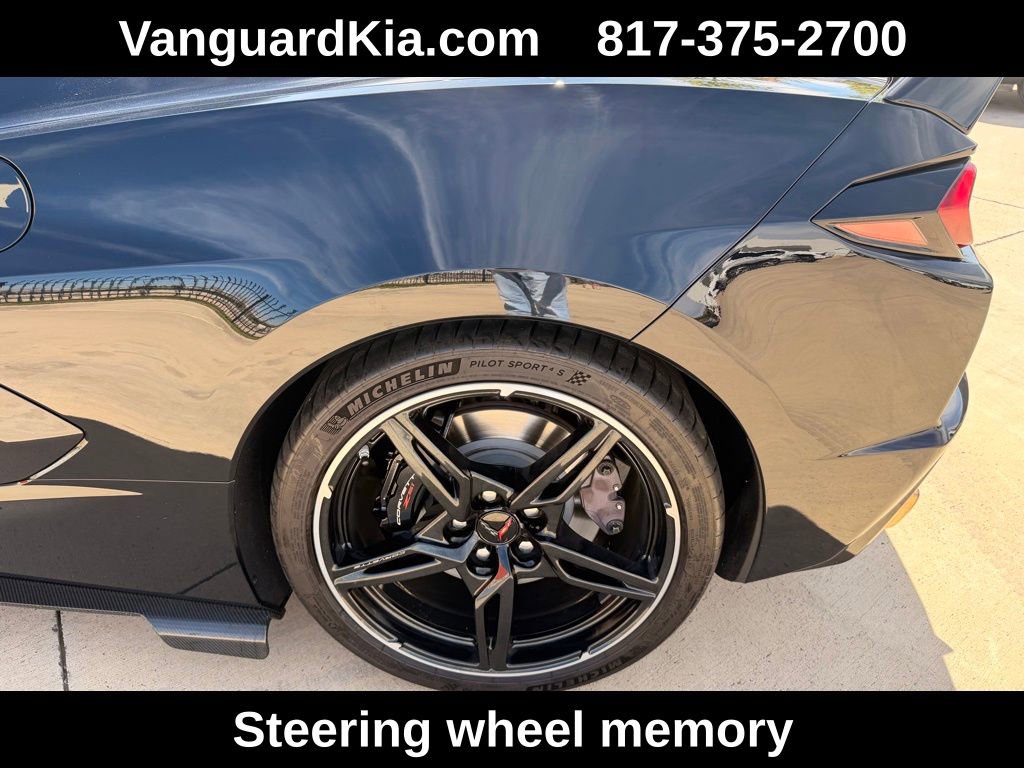 Used 2023 Chevrolet Corvette Stingray w/ Z51 Performance Package image 9